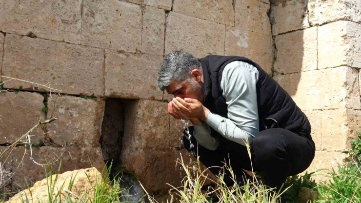 Gaziantep’te Kar Ve Yağmur Bereketi: Tarihi Çeşmelerden Su Akmaya Başladı