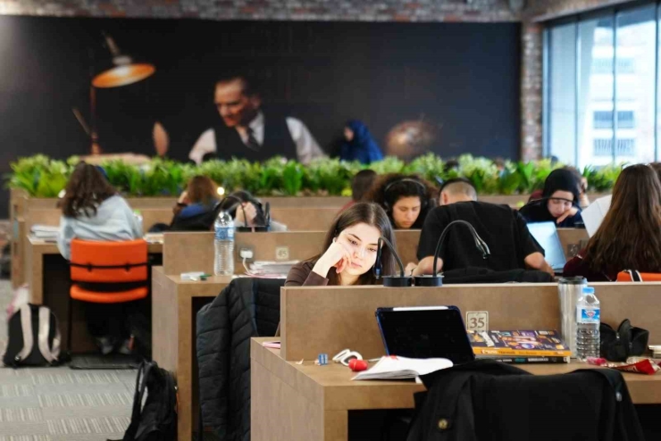 Pancarlı Gençlik Kütüphanesi Gençlerin Yeni Adresi Oldu