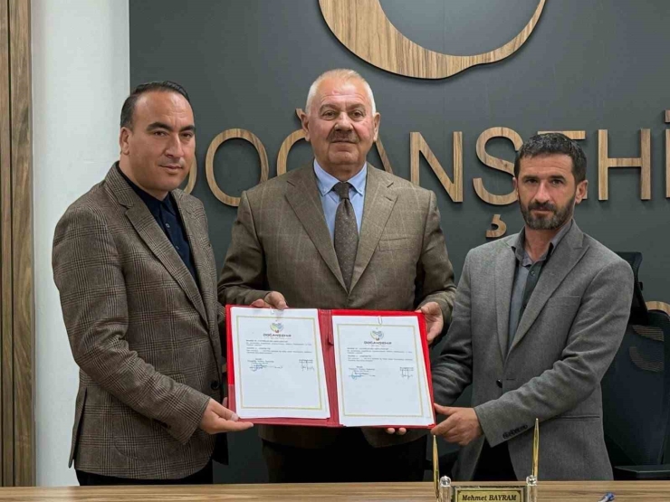 Doğanşehir’de Taziye Evi İçin İmzalar Atıldı