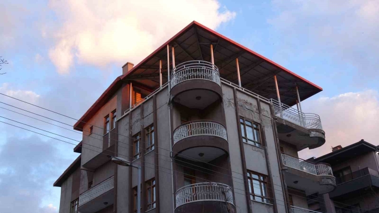 Malatya’da 49 Yaşındaki Şahıs Evinde Ölü Bulundu