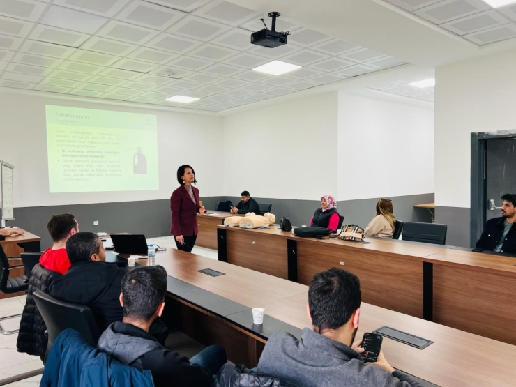 Adıyaman Havalimanı Personeline İlk Yardım Eğitimi Verildi