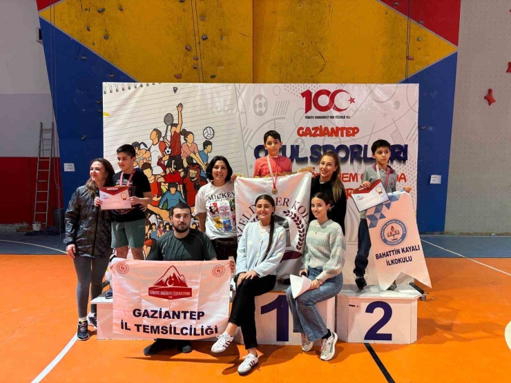 Gaziantep’te ‘okul Sporları Tırmanış Yarışması’ Yapıldı