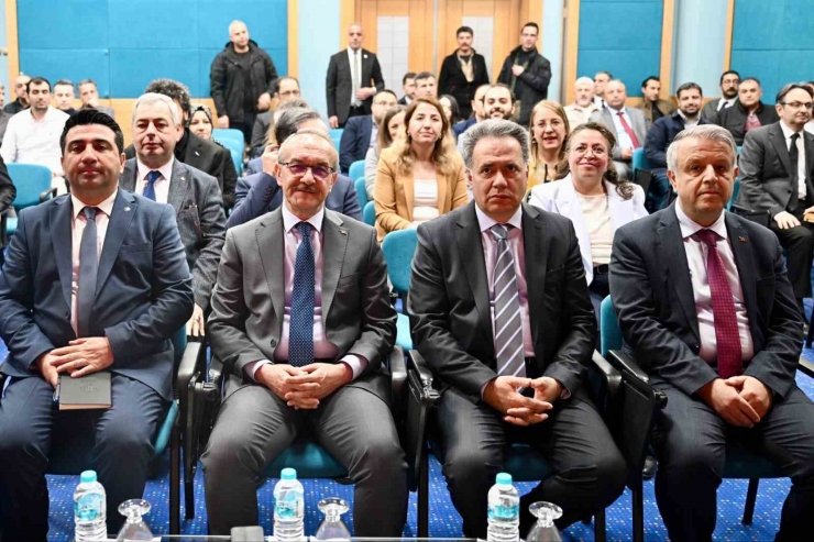 Malatya’da Üniversite Yöneticilerine Eğitim Programı