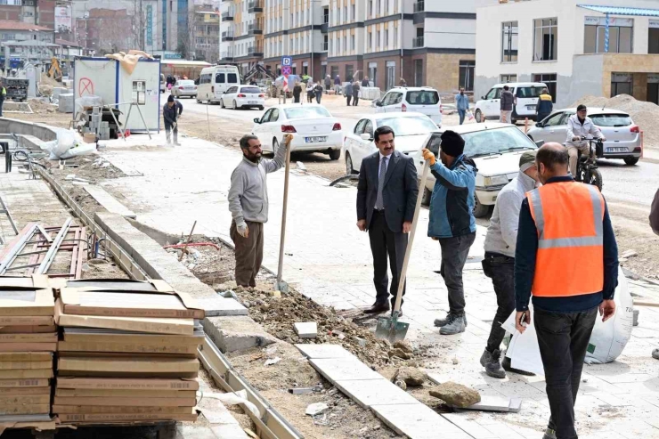 Akpınar Çarşısı’nda Temizlik Çalışmaları Sürüyor