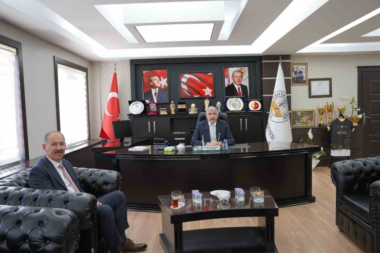 Ardeş Belediye Arpaçay’dan Kahta Belediyesine Ziyaret