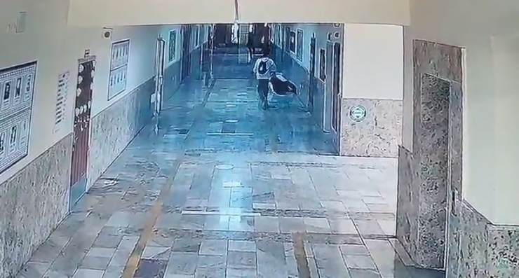 Şanlıurfa’da 16 Kişinin Yaralandığı Saldırı Anı Güvenlik Kamerasına Yansıdı