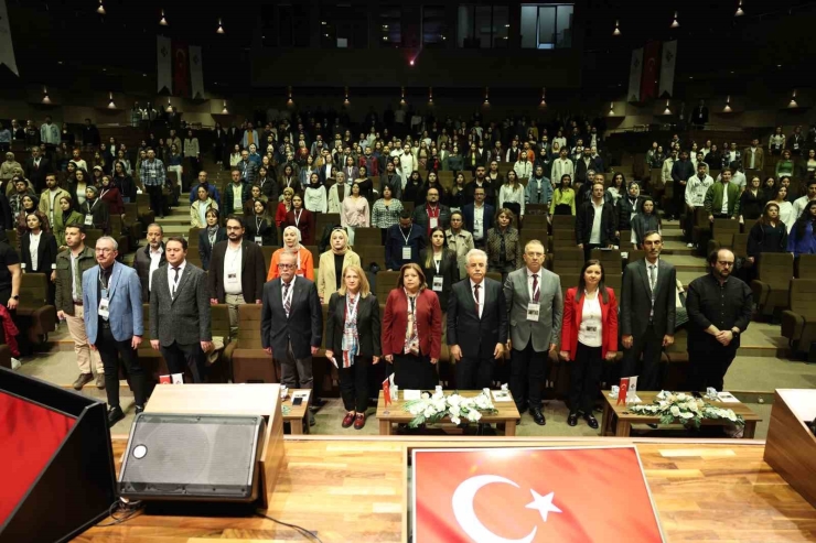 Hasan Kalyoncu Üniversitesi’nde "yara Ve Yanık Tedavisinde Güncel Gelişmeler" Sempozyumu Gerçekleştirildi