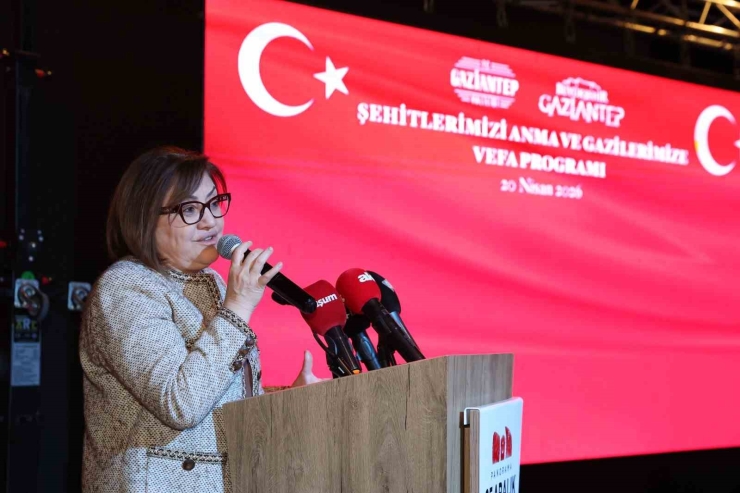 Başkan Şahin, Şehit Aileleri Ve Gazilerle Buluştu