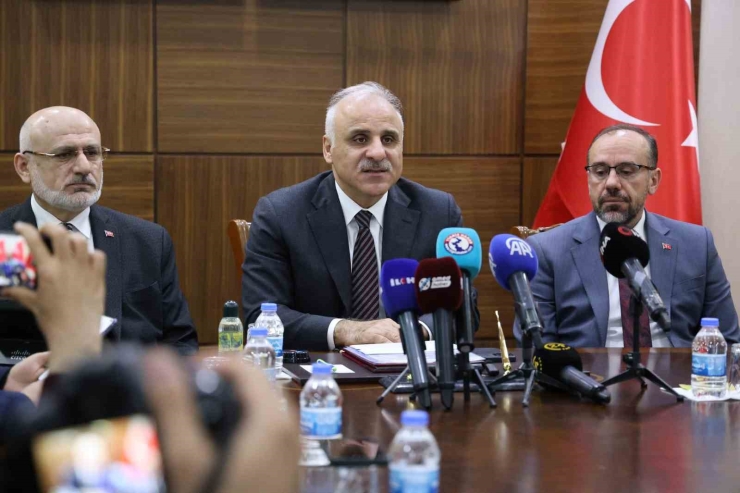 Diyarbakır’da "11. Uluslararası Hafızlık Ve Kur’an-ı Kerim’i Güzel Okuma Yarışması" Başladı