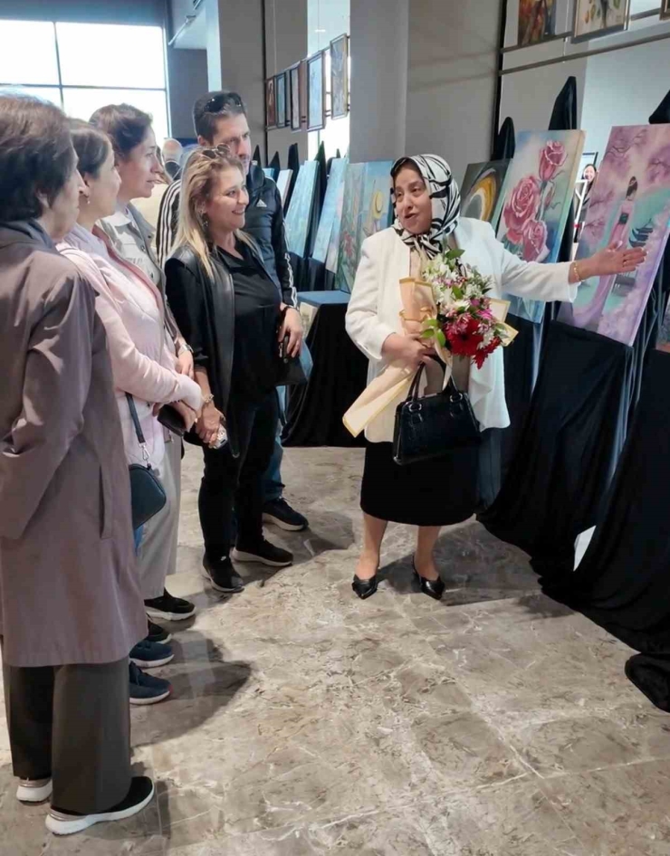 Şehitkamilli Hanımların Eserleri Görücüye Çıktı