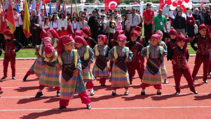 Adıyaman’da 23 Nisan Coşkuyla Kutlandı