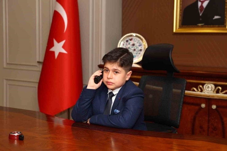 Vali Varol Koltuğunu Özgür Kaşıyuğun’a Devretti