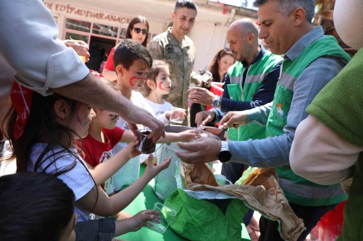 Haliliye’de Minikler 23 Nisan Coşkusunu Yaşadı