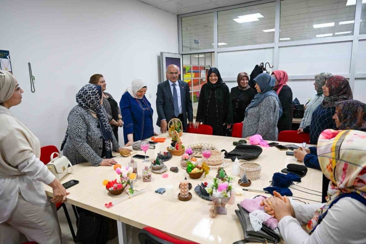 Malatya Büyükşehir Belediyesi’nden Üreten Kadınlara Büyük Destek