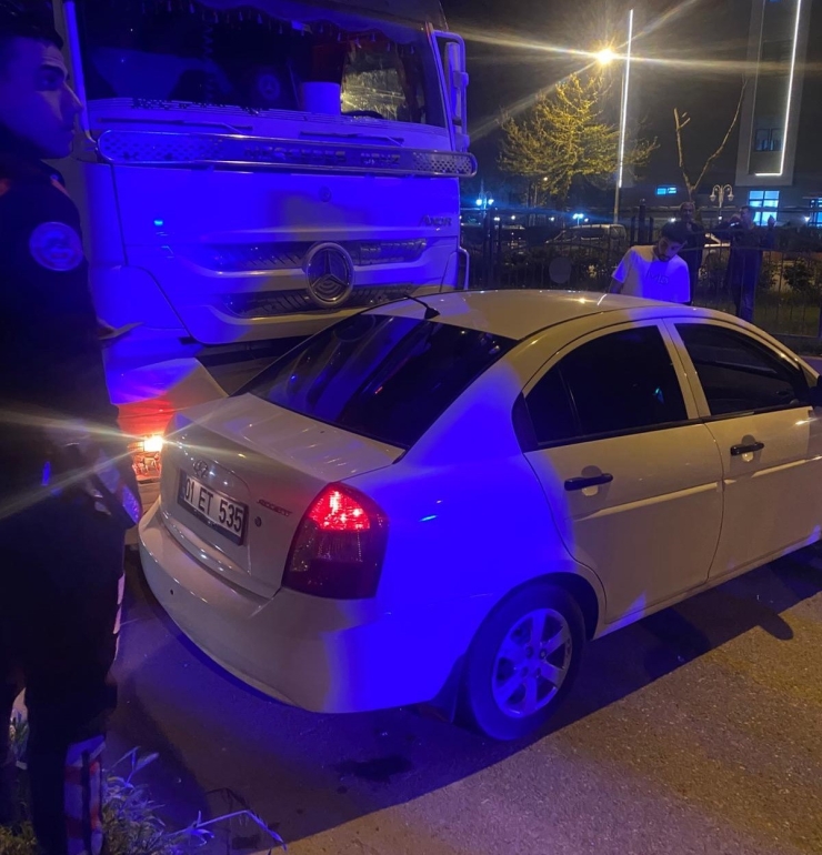 Kamyon Otomobili Sürükledi