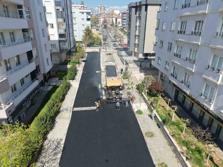 Şehitkamil’de Yollar Yenileniyor