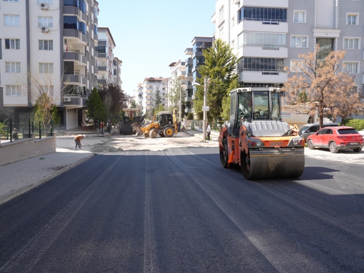 Şehitkamil’de Yollar Yenileniyor