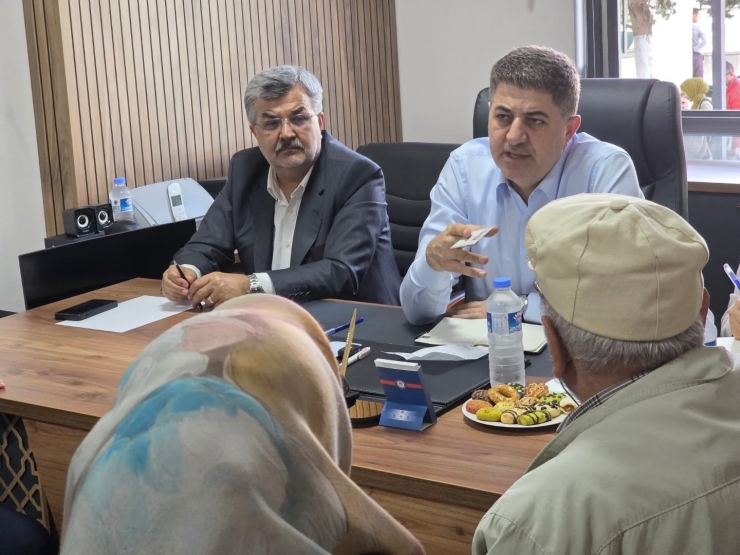 Ak Parti’de "halk Günü" Buluşması