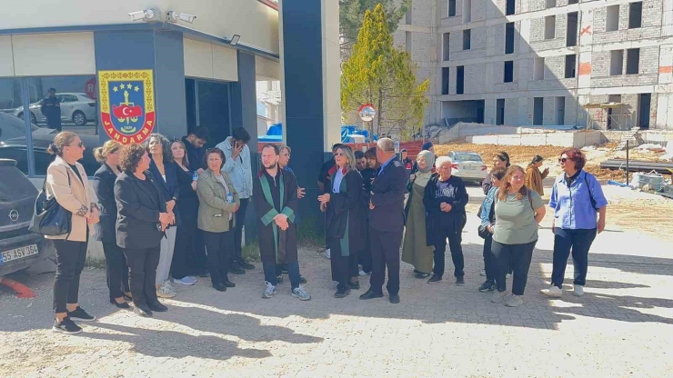 Hamile Eşini Öldüren Sanığa Ağırlaştırılmış Müebbet