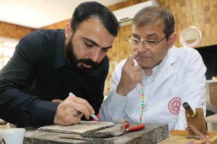 İspanyol Turistler Ab Projesi Kapsamında Diyarbakır’a Geldi