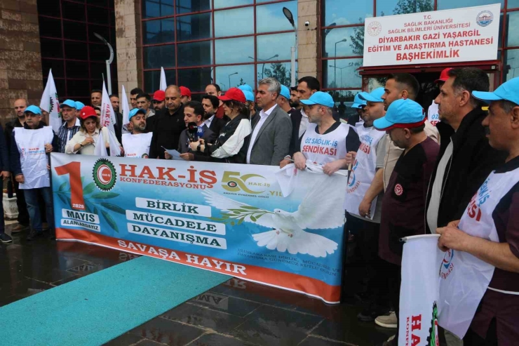 Aküzüm’den, 1 Mayıs Emek Ve Dayanışma Günü Açıklaması