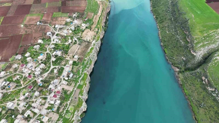 Kızılin Kanyonu Ve Çevresinde İlkbahar
