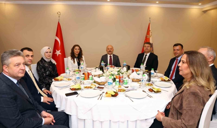 Vali Varol’a Veda Programı Düzenlendi