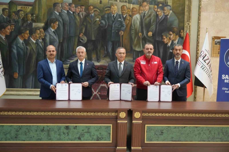 Şahinbey Belediyesi Geleneksel Kan Bağışı Protokolünü İmzaladı