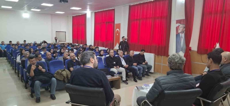 Samsat’ta ‘edebiyat Günleri’ Programı Gerçekleştirildi