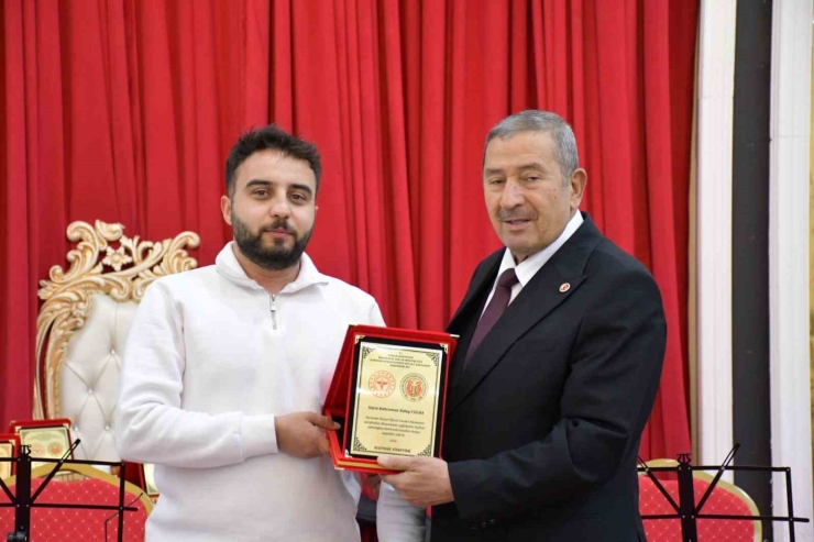 Başkan Bozkurt, ’sağlıkçılar Haftası’ Programına Katıldı