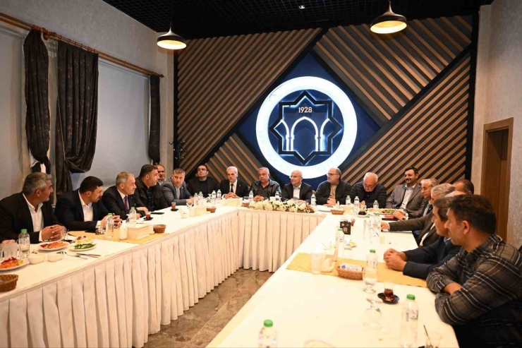 Başkan Sami Er: "yepyeni Bir Malatya Oluşturuyoruz"