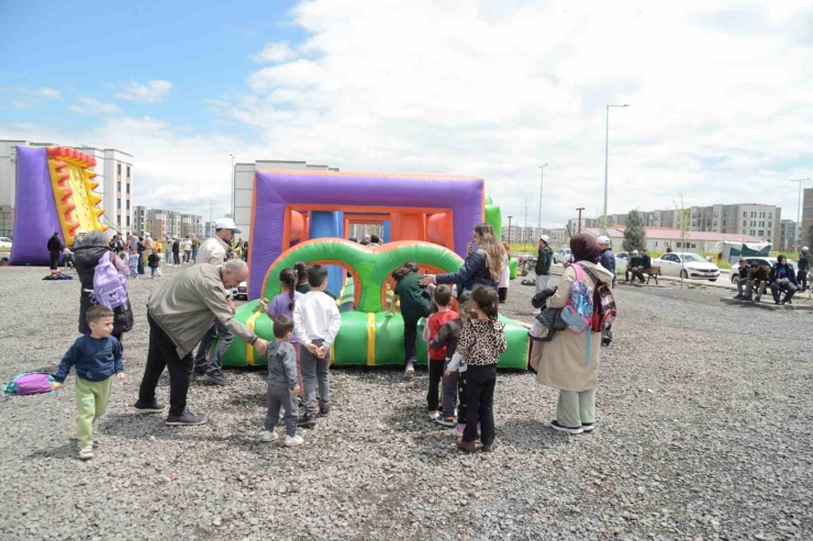 Çocuklar Sokakta Sporla Buluştu