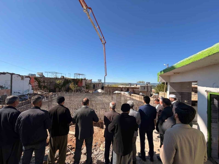 Çermik Belediye Başkanı Karamehmetoğlu Cami Temelini Attı