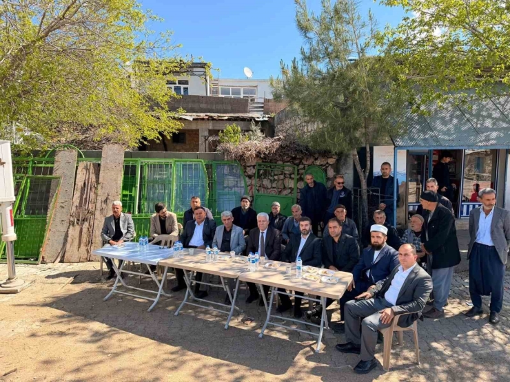 Çermik Belediye Başkanı Karamehmetoğlu Cami Temelini Attı