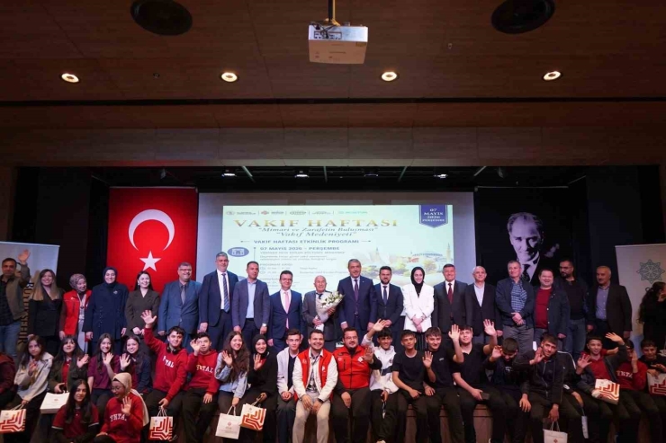 Gaziantep’te Vakıf Medeniyeti Ve Mimari Zarafet Konuşuldu