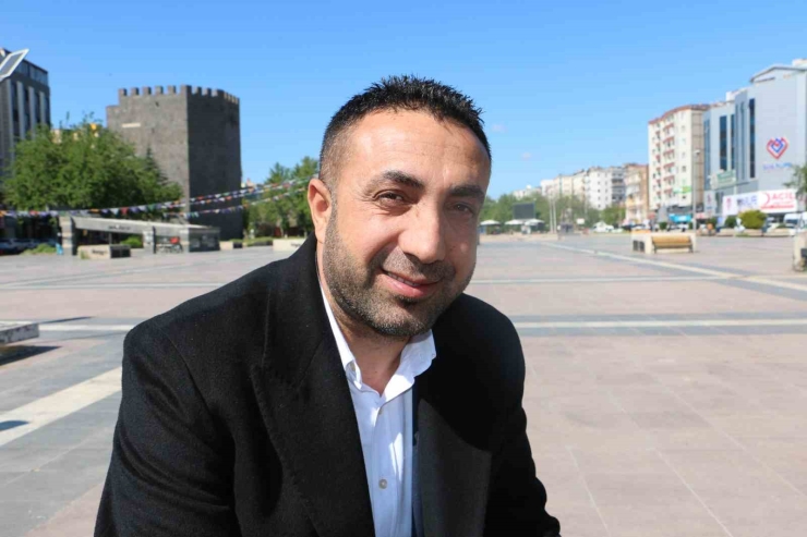 Memleketi Diyarbakır’dan Fenerbahçe Başkan Adaylığını Açıklayan Aziz Yıldırım’a Destek