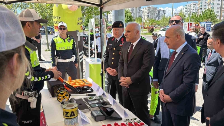 Diyarbakır’da Trafik Haftası Çeşitli Etkinliklerle Kutlandı