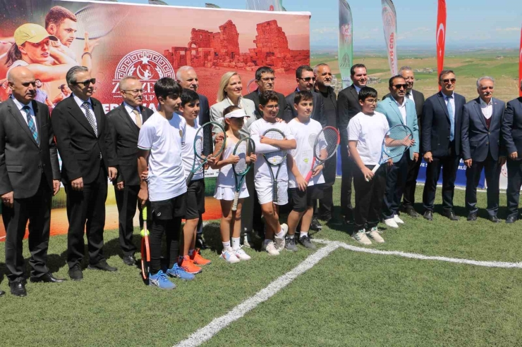 Diyarbakır’da 2. Zerzevan Cup Lansmanı Tarihi Kalede Gerçekleştirildi
