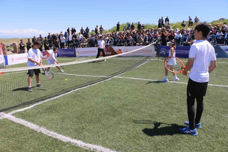 Diyarbakır’da 2. Zerzevan Cup Lansmanı Tarihi Kalede Gerçekleştirildi