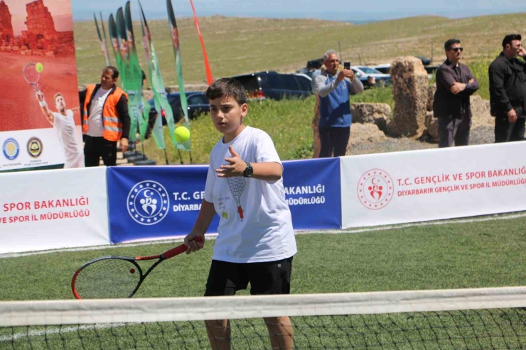 Diyarbakır’da 2. Zerzevan Cup Lansmanı Tarihi Kalede Gerçekleştirildi