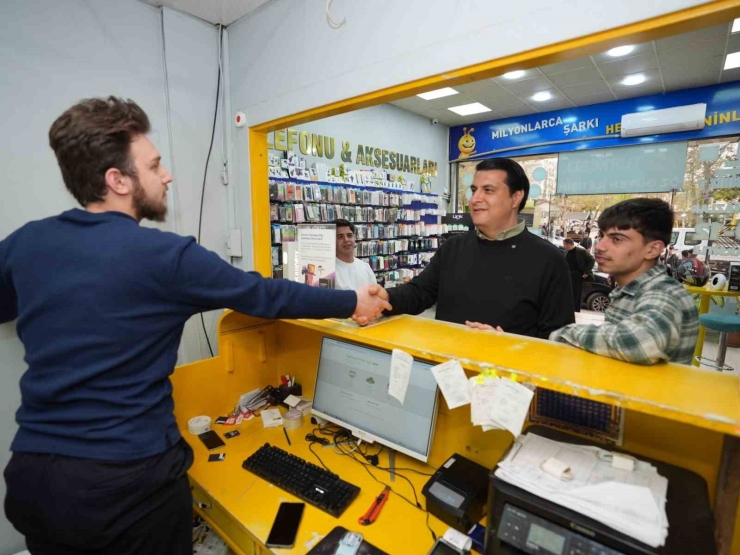 Yılmaz’dan Çıksorut Ve Umut Mahallesine Ziyaret