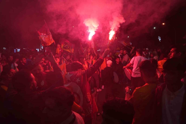 Gaziantep’te Galatasaray’ın 26. Şampiyonluğu Kutlandı