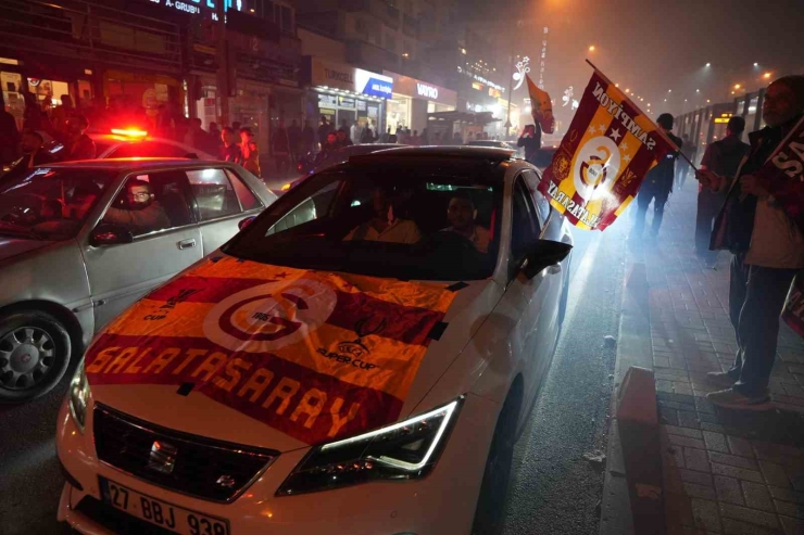 Gaziantep’te Galatasaray’ın 26. Şampiyonluğu Kutlandı