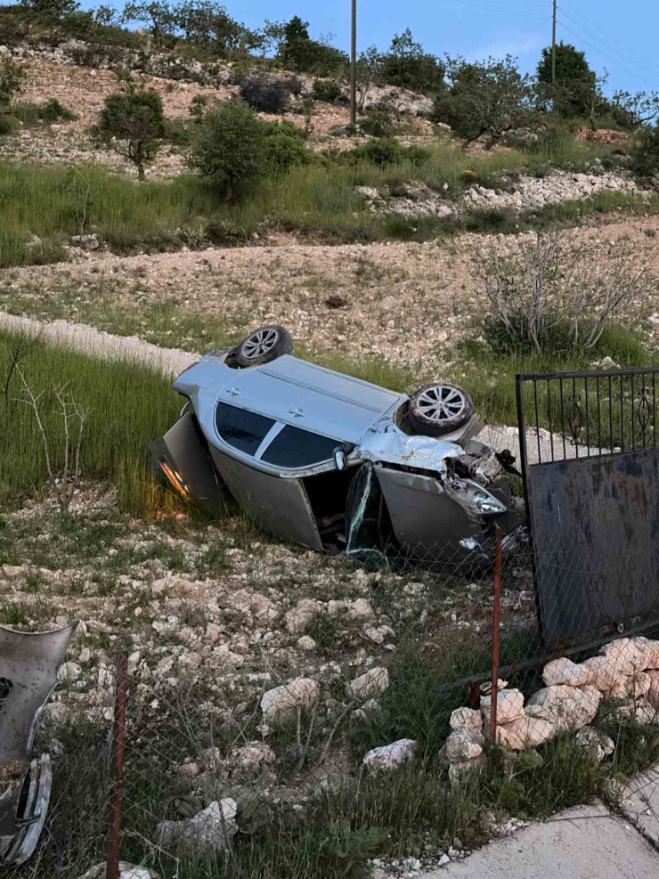 Otomobilin Taklalar Attığı An Kameraya Yansıdı
