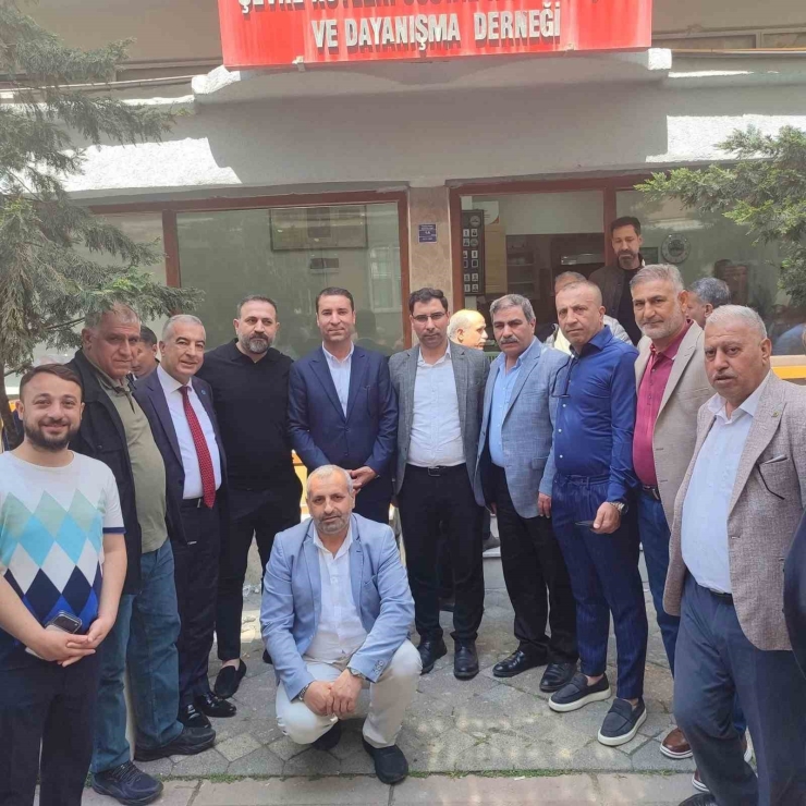 İstanbul’da Yaşayan Diyarbakırlılar Kahvaltıda Buluştu