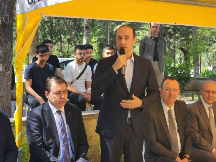 Naci Topçuoğlu Vefatının 18. Yılında Mezarı Başında Dualarla Anıldı