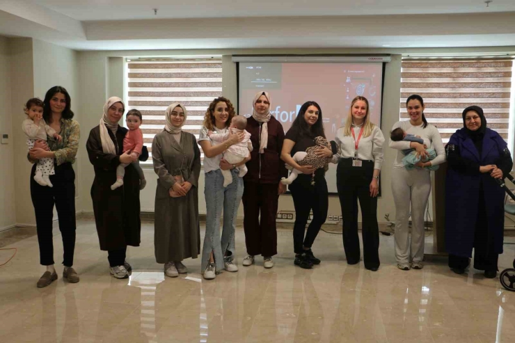 Diyarbakır’da Lohusa Anneler İçin Bilgilendirme Toplantısı Düzenlendi