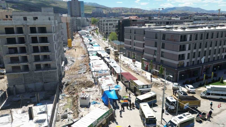 Battalgazi Belediyesi’nden Akpınar’da Yaya Trafiğine Düzenleme