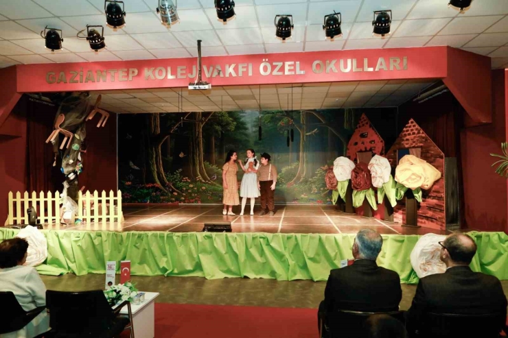 Gaziantep Kolej Vakfı’nda Dünya Klasikleri Müzikallerle Sahneleniyor