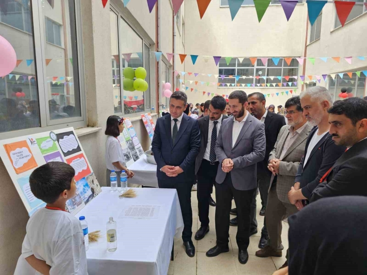 Dicle’de Bilim Fuarı İlgi Gördü
